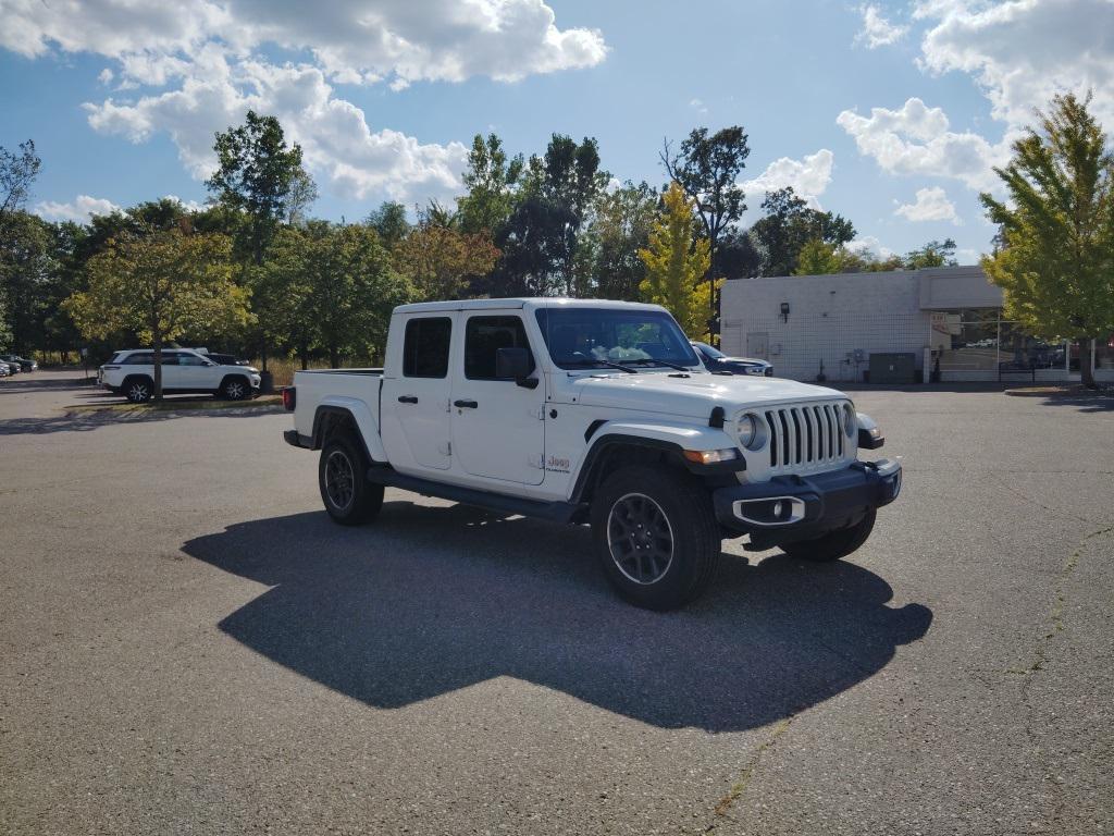 used 2022 Jeep Gladiator car, priced at $32,300