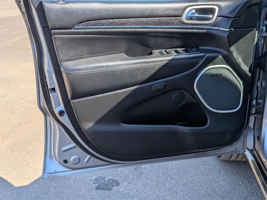 used 2020 Jeep Grand Cherokee car, priced at $27,500