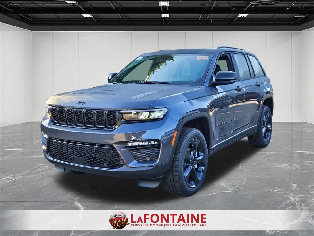 new 2025 Jeep Grand Cherokee car, priced at $49,455