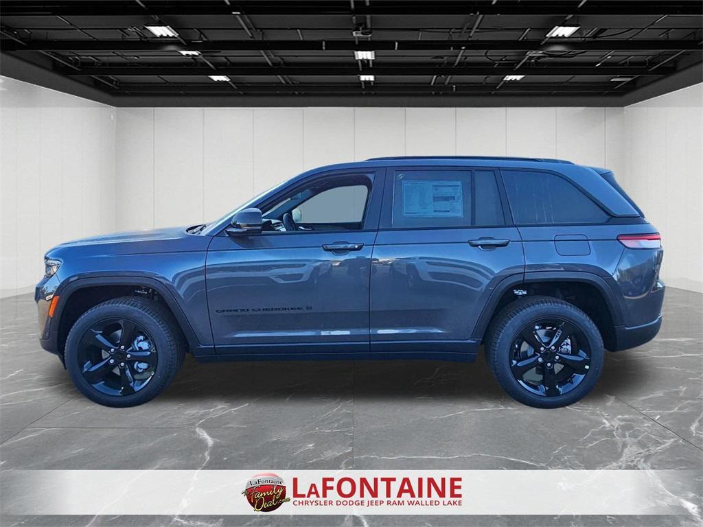 new 2025 Jeep Grand Cherokee car, priced at $46,455