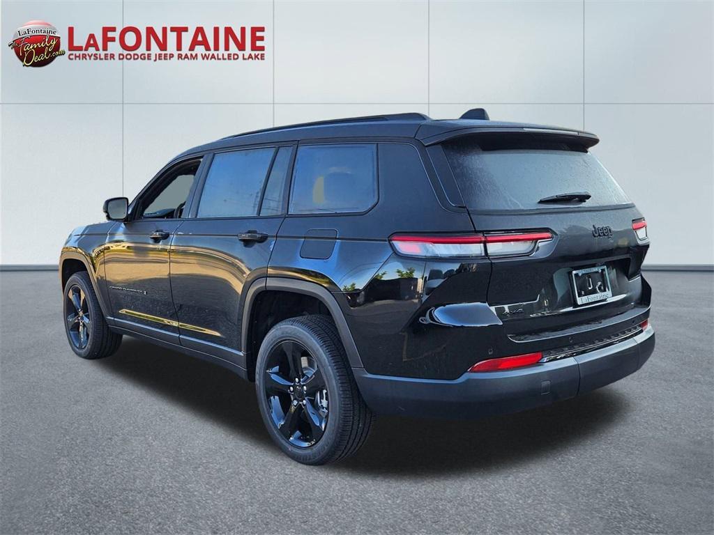 new 2025 Jeep Grand Cherokee car, priced at $41,391