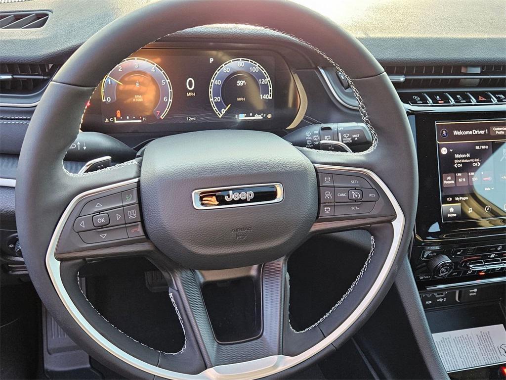 new 2025 Jeep Grand Cherokee car, priced at $41,391