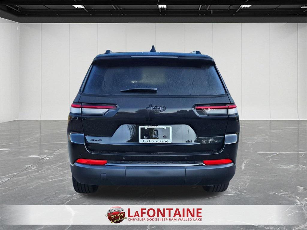 new 2025 Jeep Grand Cherokee car, priced at $41,391