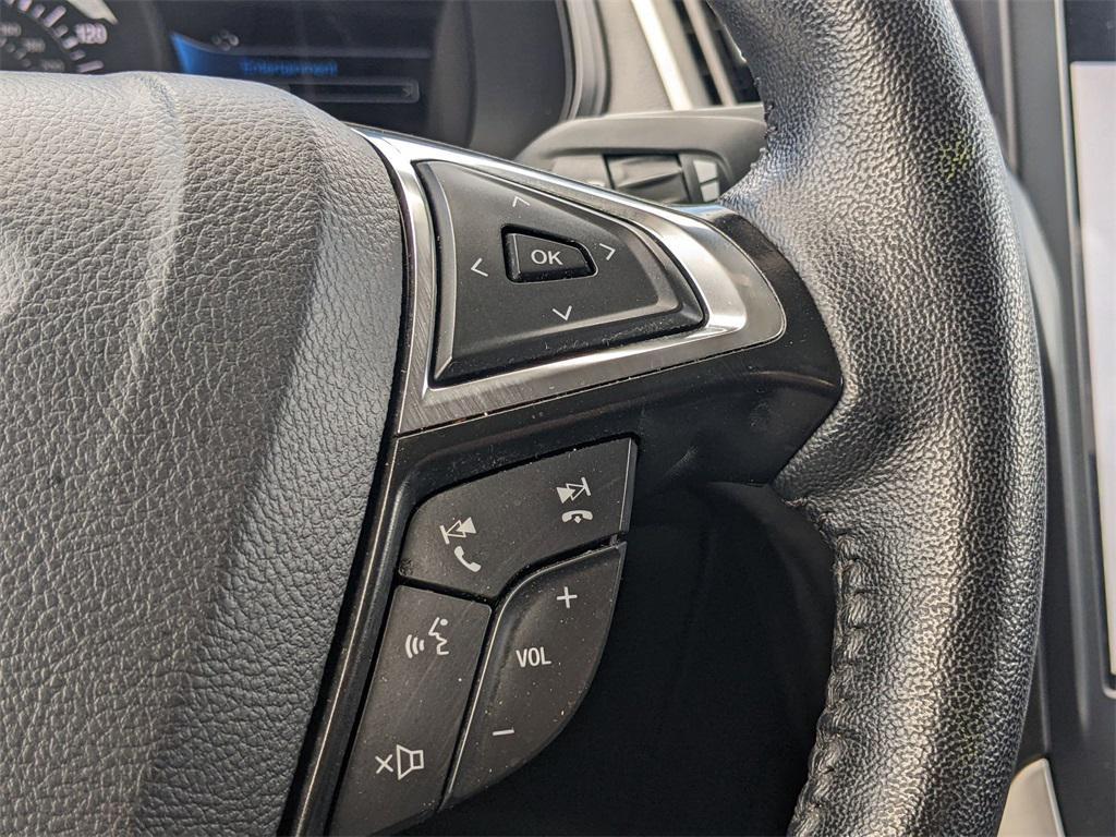 used 2024 Ford Edge car, priced at $22,800
