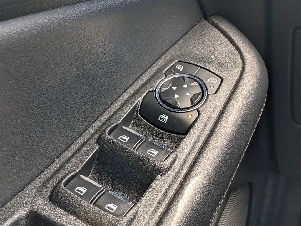 used 2024 Ford Edge car, priced at $22,800
