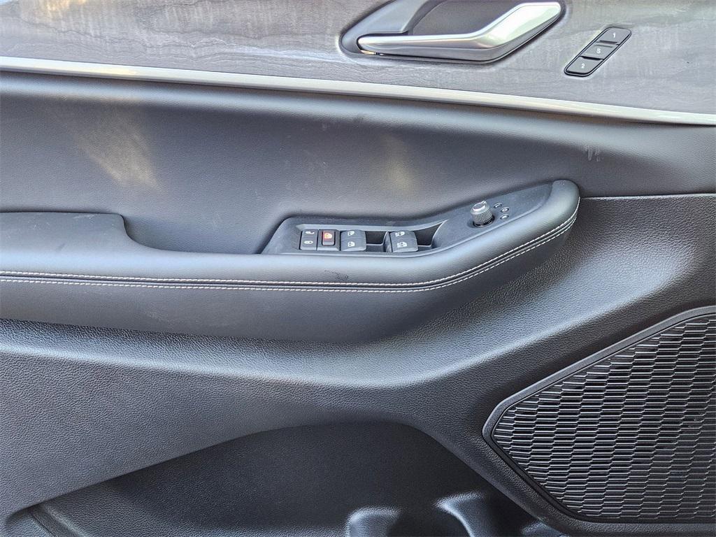new 2025 Jeep Grand Cherokee car