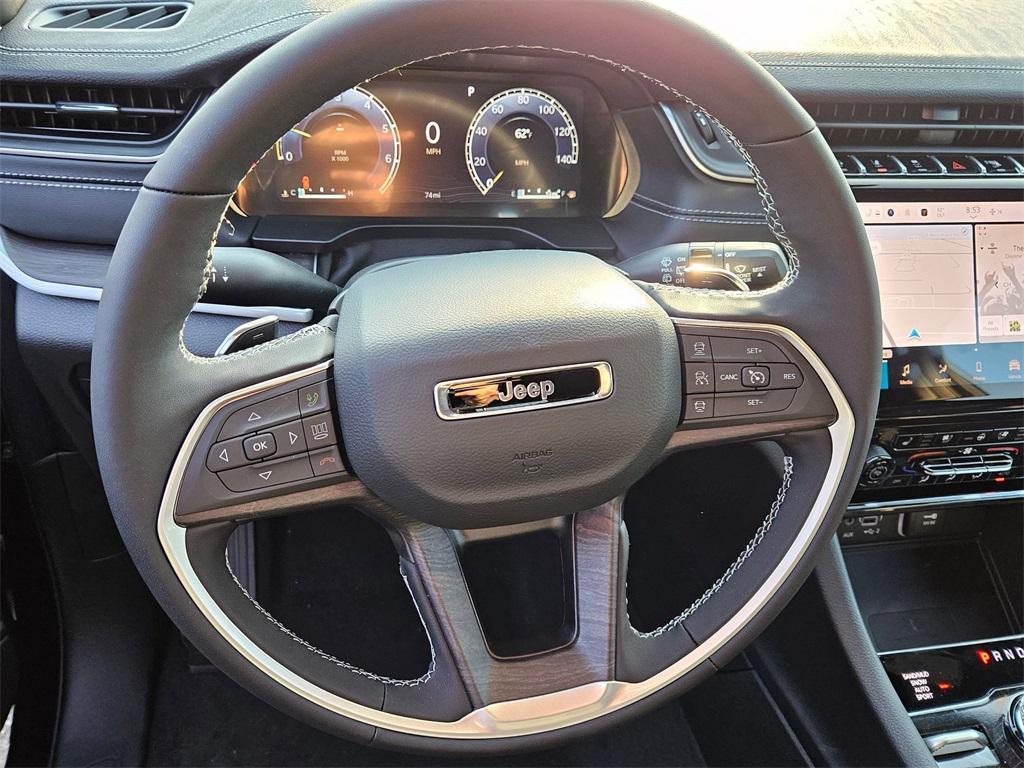 new 2025 Jeep Grand Cherokee car