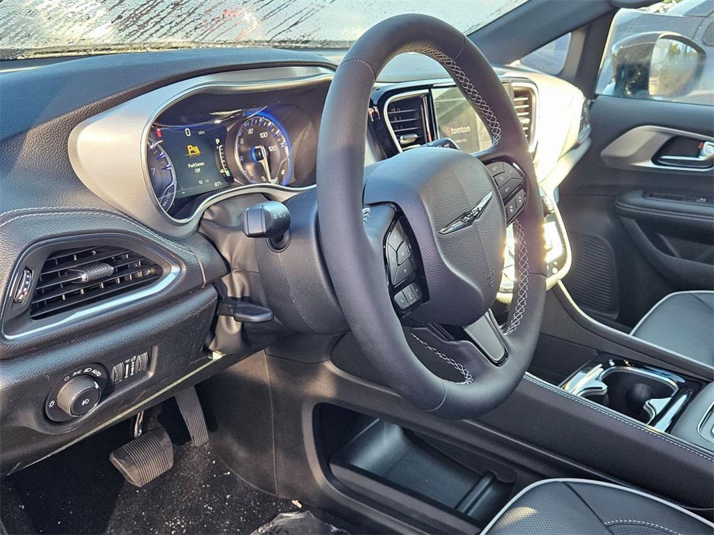 new 2026 Chrysler Pacifica car, priced at $50,793