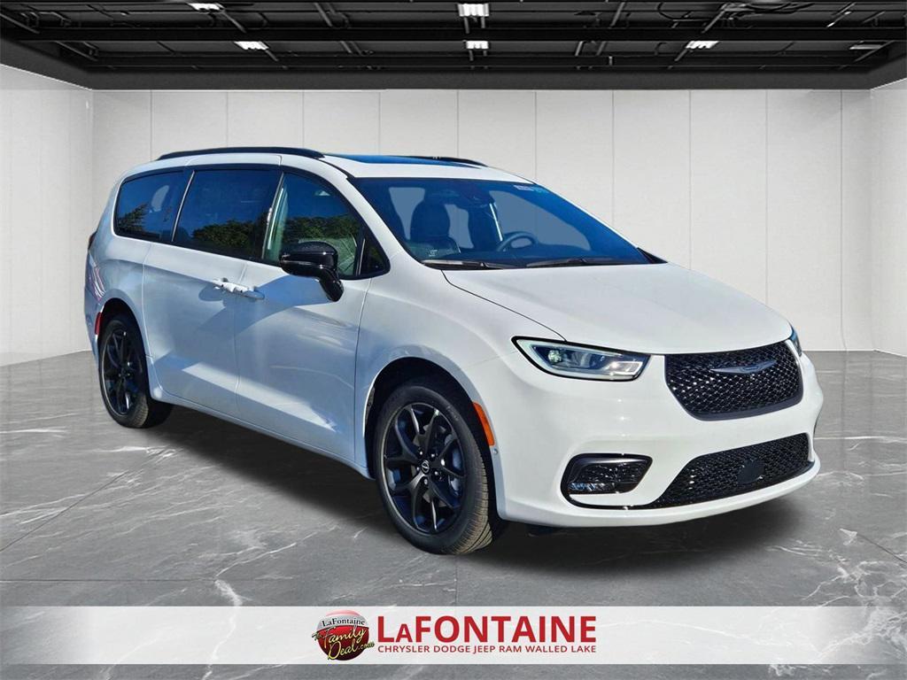 new 2026 Chrysler Pacifica car, priced at $50,793