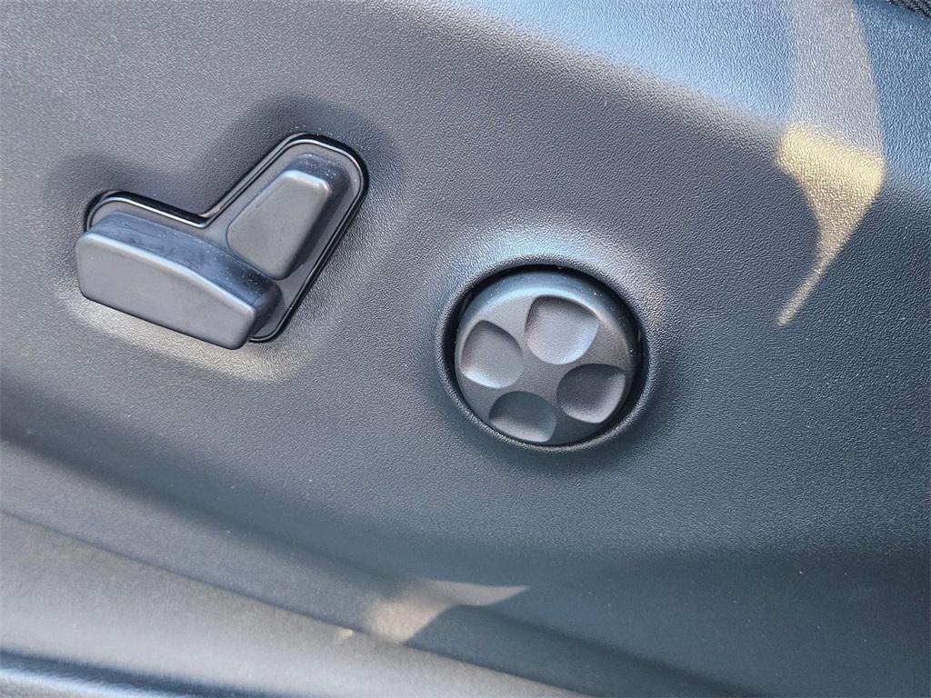 new 2026 Chrysler Pacifica car, priced at $50,793
