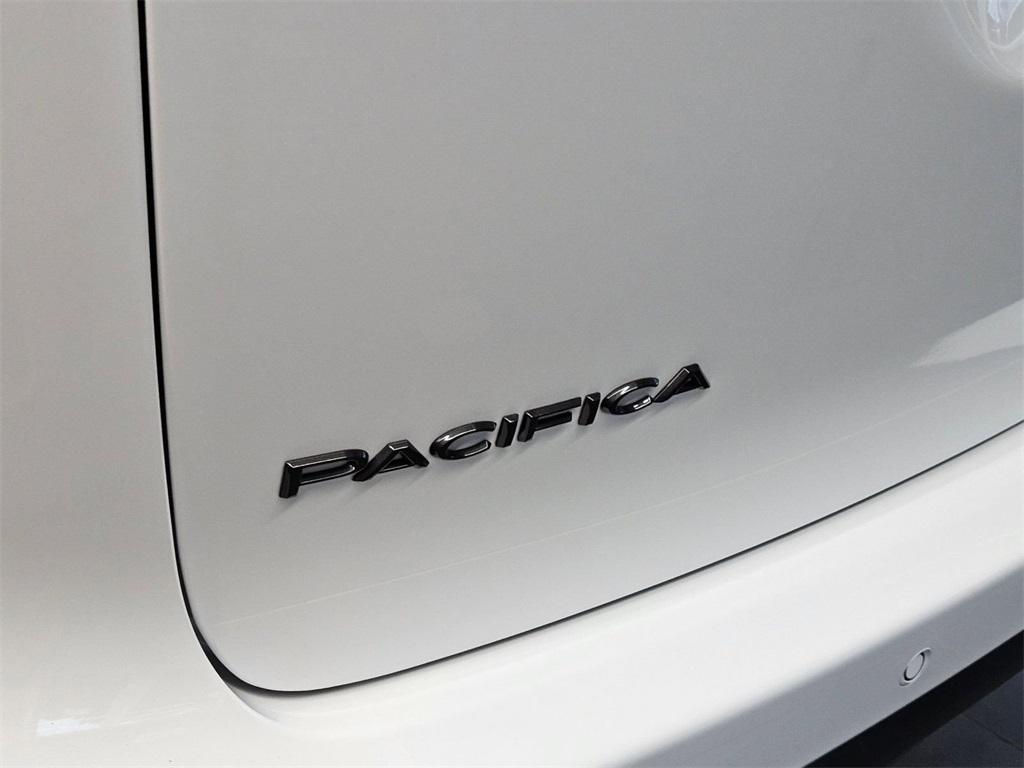 new 2026 Chrysler Pacifica car, priced at $44,743