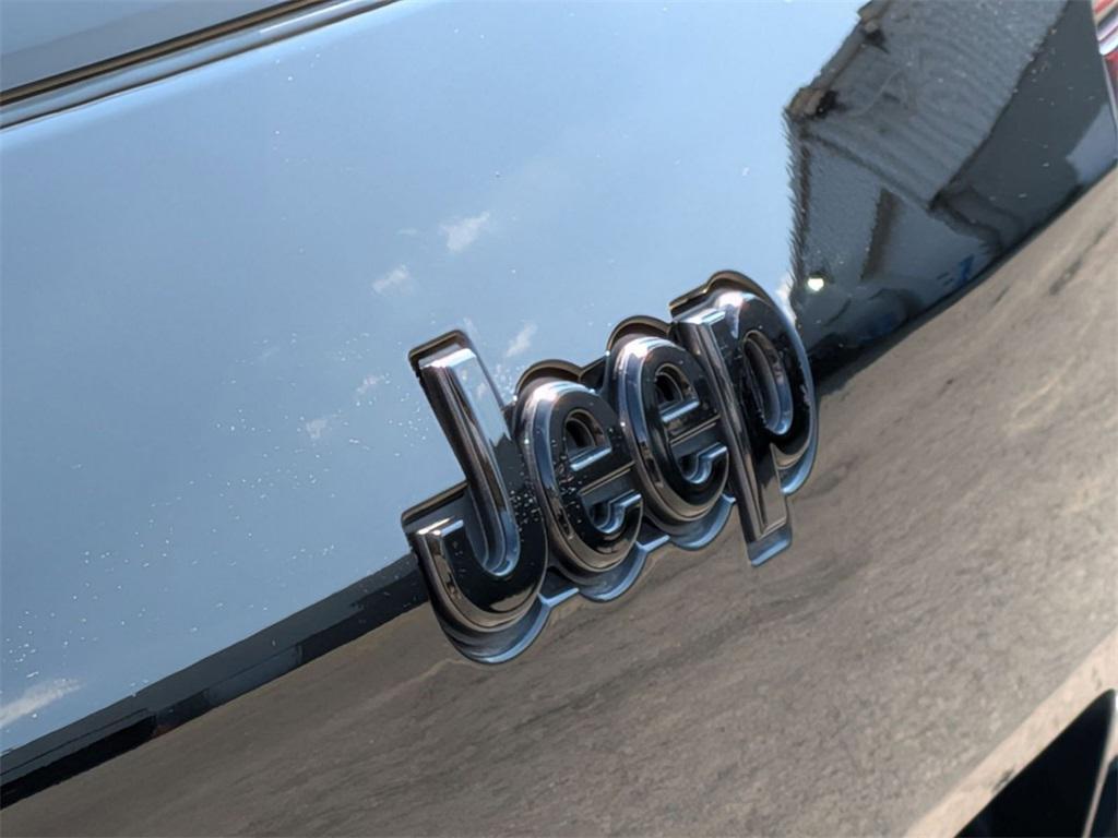 used 2024 Jeep Grand Cherokee L car, priced at $29,950