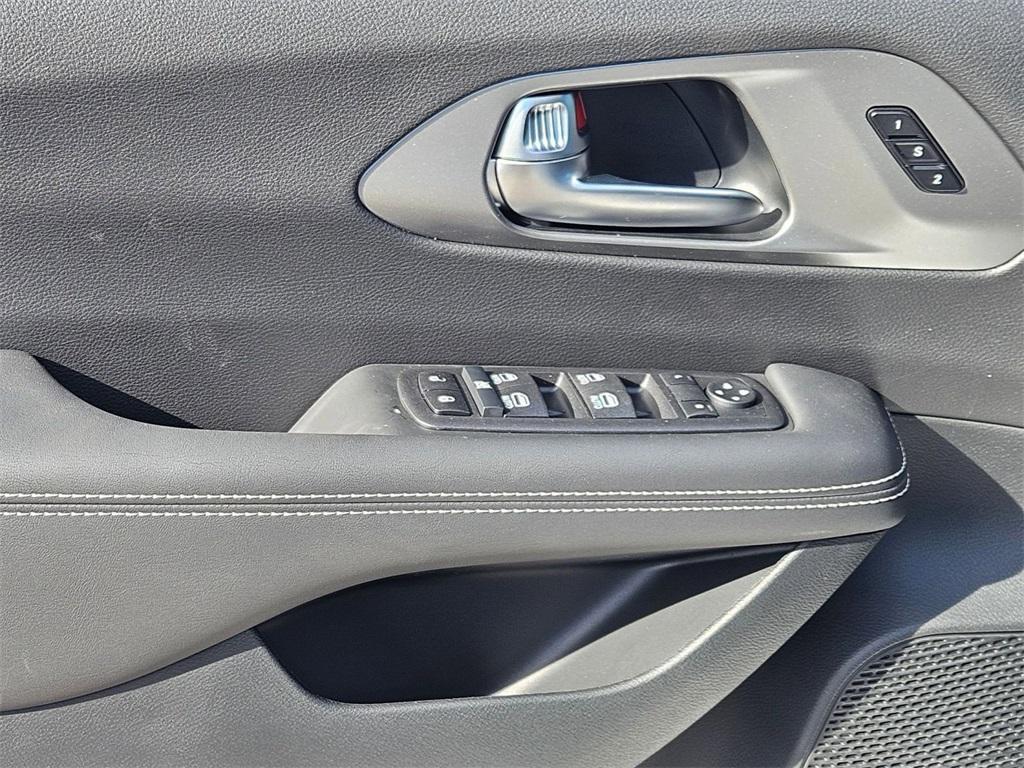 new 2026 Chrysler Pacifica car, priced at $42,182
