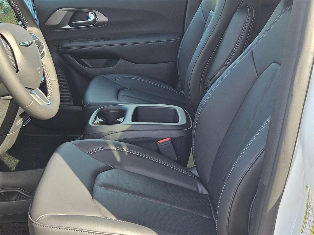 new 2026 Chrysler Pacifica car, priced at $42,182