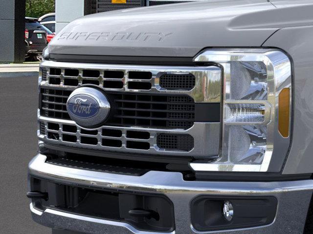 new 2025 Ford F-350 car, priced at $57,915