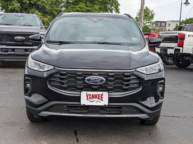new 2025 Ford Escape car, priced at $33,553