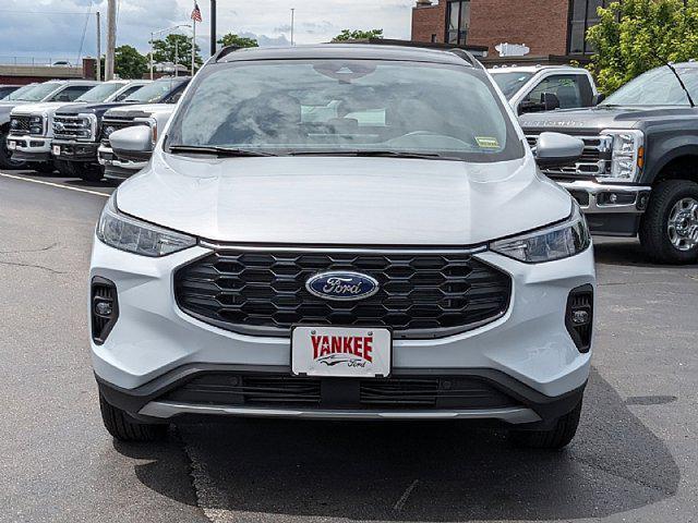 new 2025 Ford Escape car, priced at $35,615