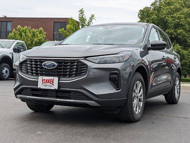 new 2025 Ford Escape car, priced at $30,281