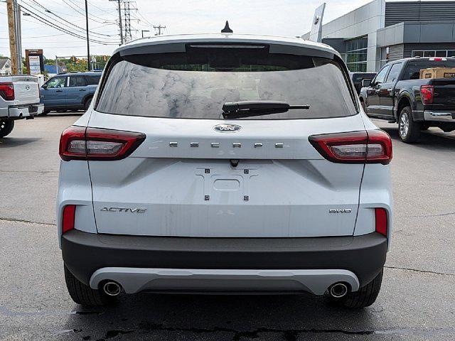 new 2025 Ford Escape car, priced at $33,040