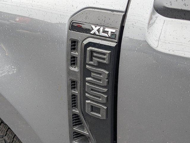 new 2024 Ford F-350 car, priced at $69,154