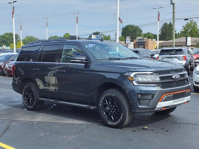 used 2023 Ford Expedition car, priced at $53,795