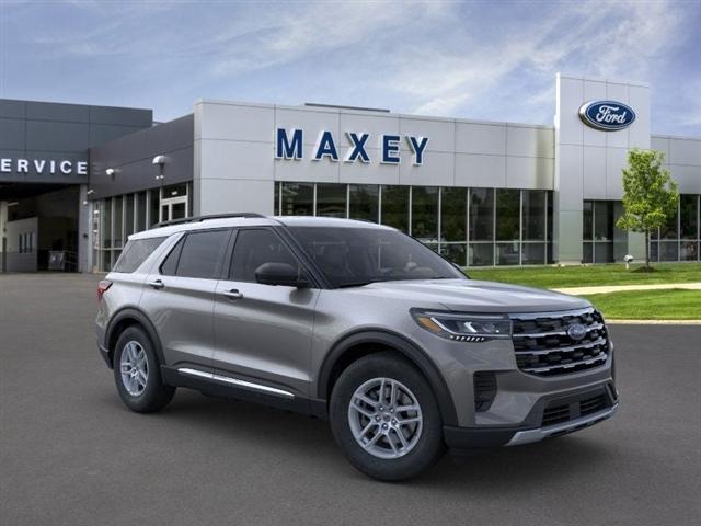 new 2025 Ford Explorer car, priced at $40,258