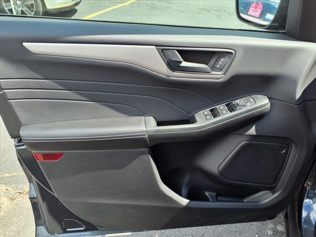 used 2022 Ford Escape car, priced at $19,495