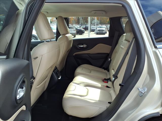 used 2015 Jeep Cherokee car, priced at $11,999