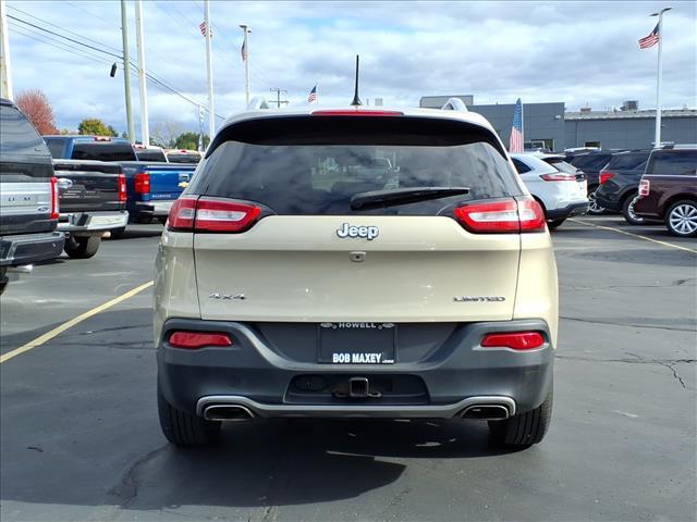 used 2015 Jeep Cherokee car, priced at $11,999