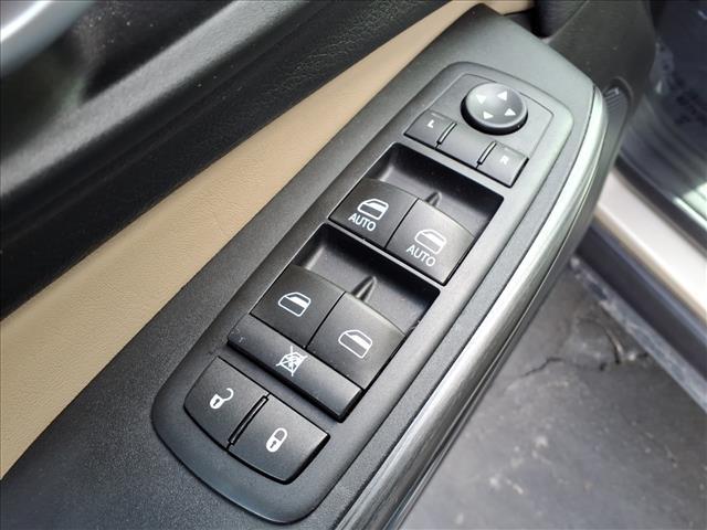 used 2015 Jeep Cherokee car, priced at $11,999