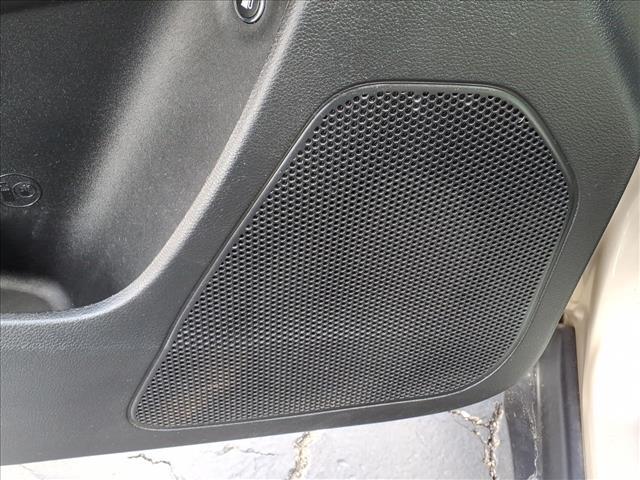 used 2015 Jeep Cherokee car, priced at $11,999