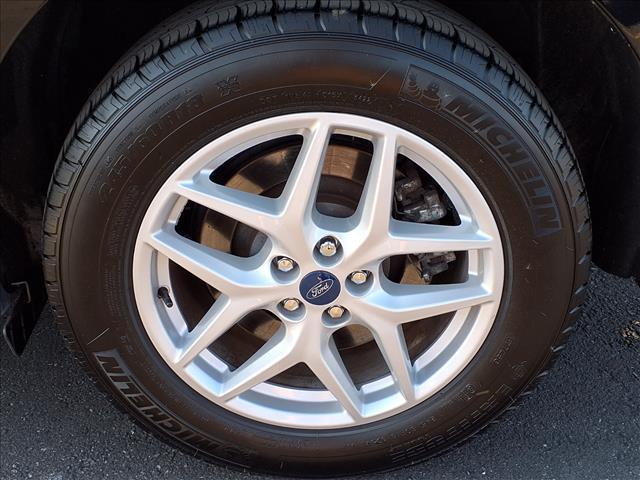 used 2022 Ford Edge car, priced at $25,995