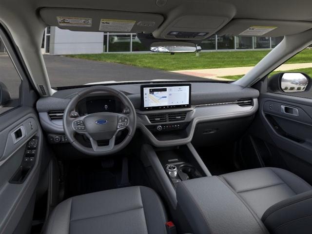 new 2025 Ford Explorer car, priced at $44,883