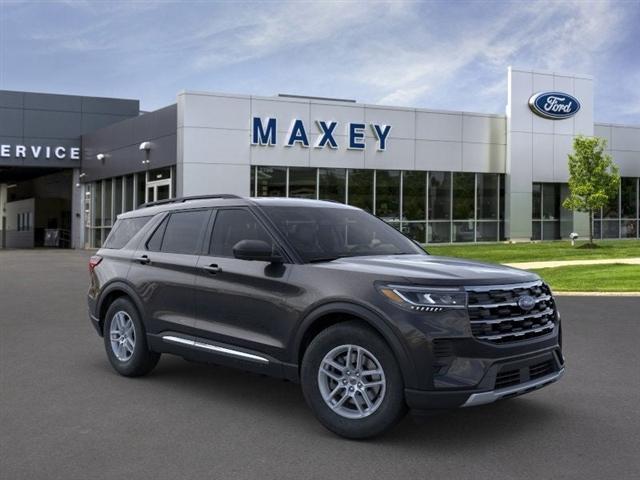 new 2025 Ford Explorer car, priced at $40,401