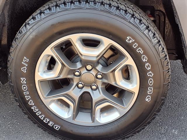 used 2019 Jeep Cherokee car, priced at $17,995