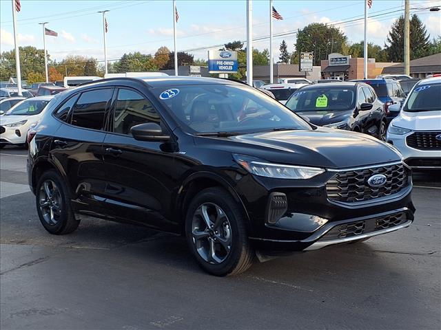 used 2023 Ford Escape car, priced at $25,995