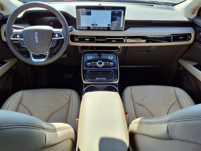used 2022 Lincoln Nautilus car, priced at $38,995