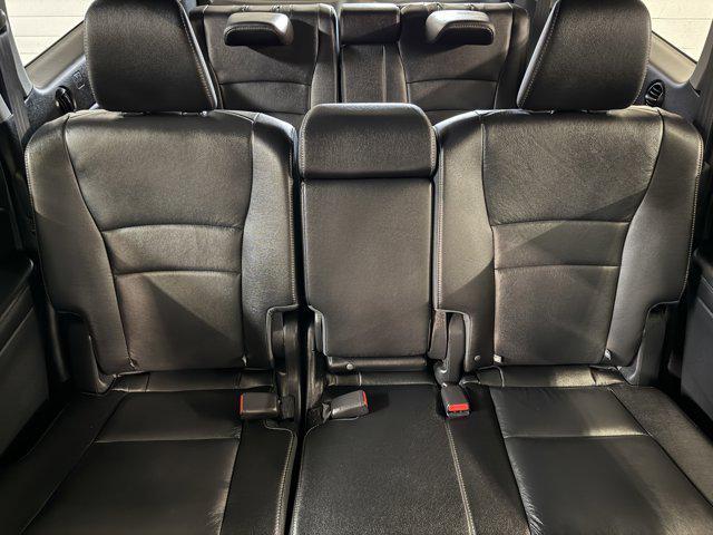 used 2022 Honda Pilot car, priced at $37,990
