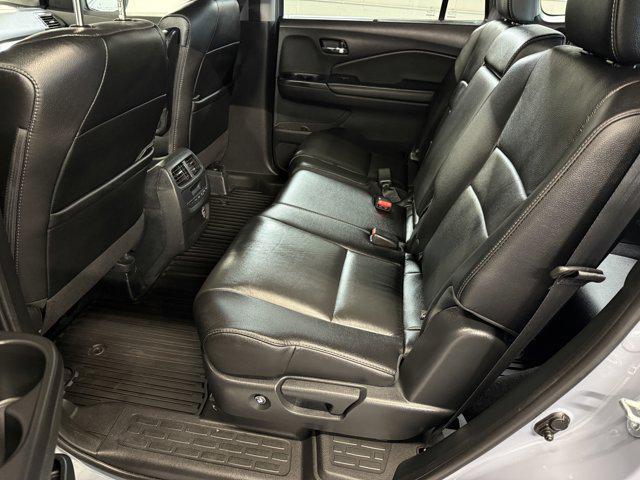 used 2022 Honda Pilot car, priced at $37,990
