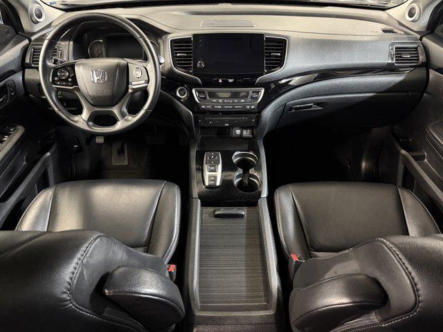 used 2022 Honda Pilot car, priced at $32,990