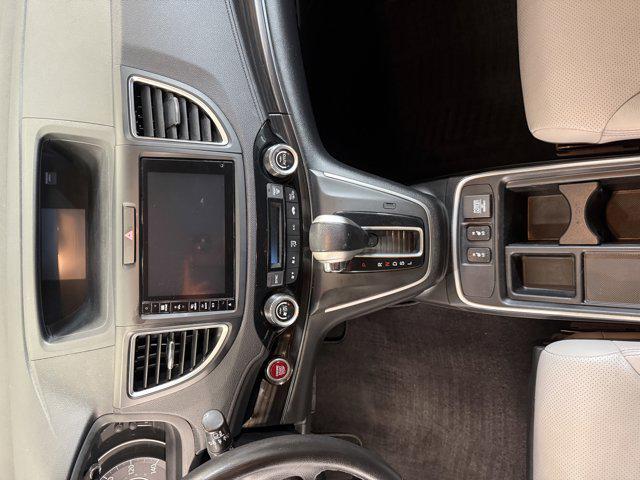 used 2016 Honda CR-V car, priced at $18,900