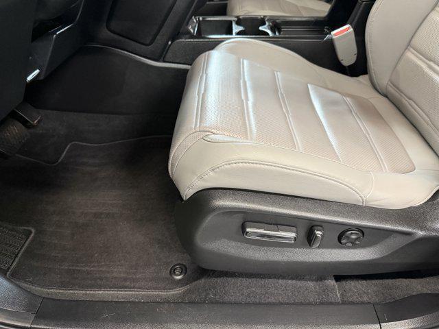 used 2022 Honda CR-V car, priced at $32,690