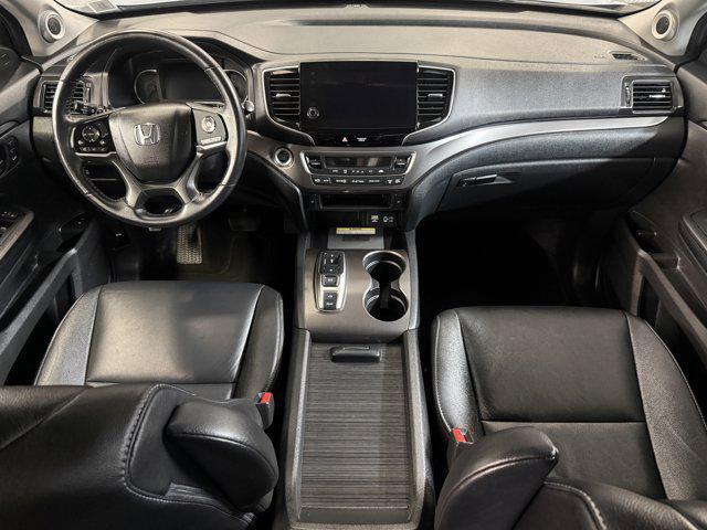 used 2022 Honda Pilot car, priced at $36,390