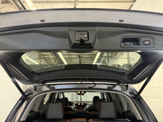 used 2022 Honda Pilot car, priced at $36,990