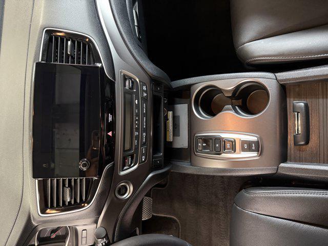 used 2022 Honda Pilot car, priced at $36,990