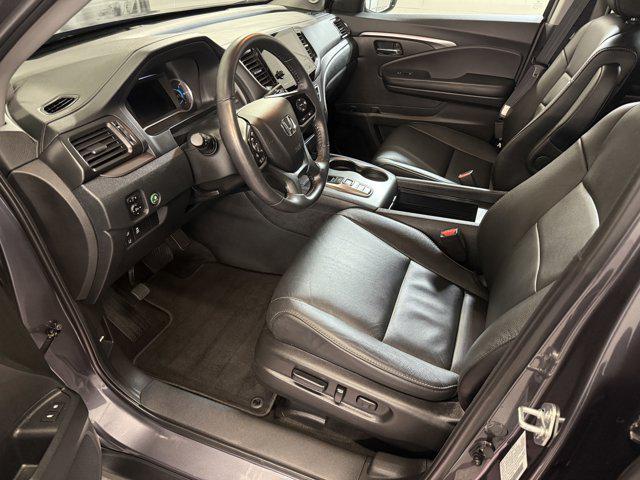 used 2022 Honda Pilot car, priced at $36,990