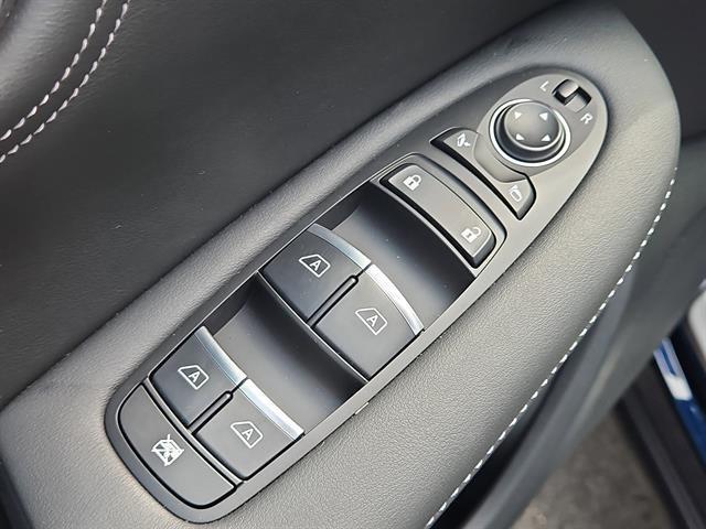 new 2025 INFINITI QX55 car, priced at $47,719