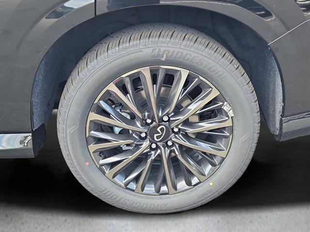 new 2026 INFINITI QX80 car, priced at $109,274