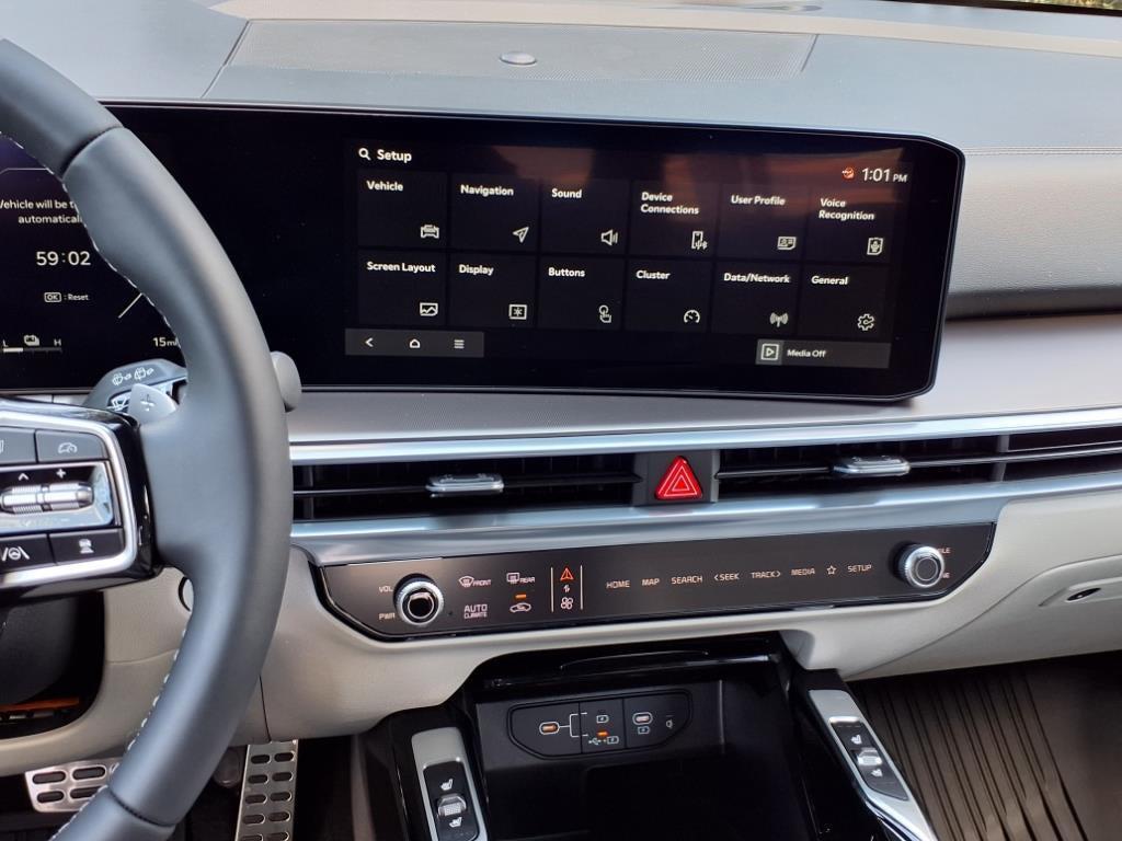 new 2025 Kia Sorento Hybrid car, priced at $46,080