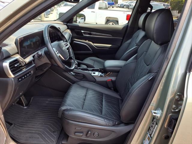 used 2024 Kia Telluride car, priced at $44,995